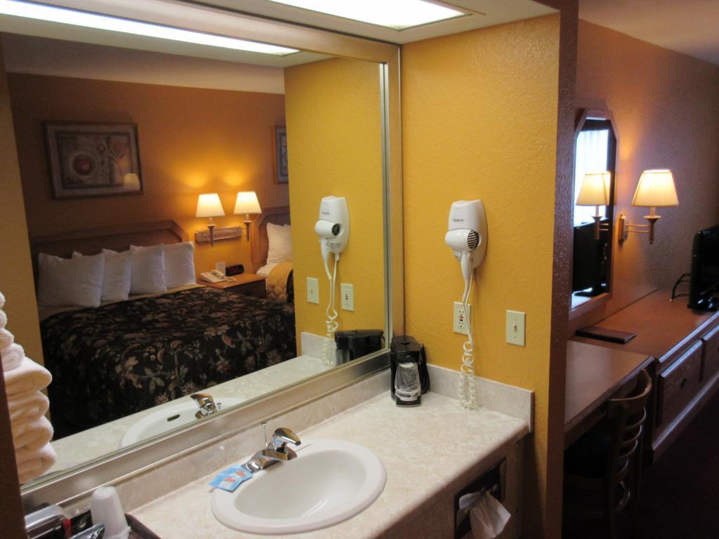Hotel Parkfield - Clinton